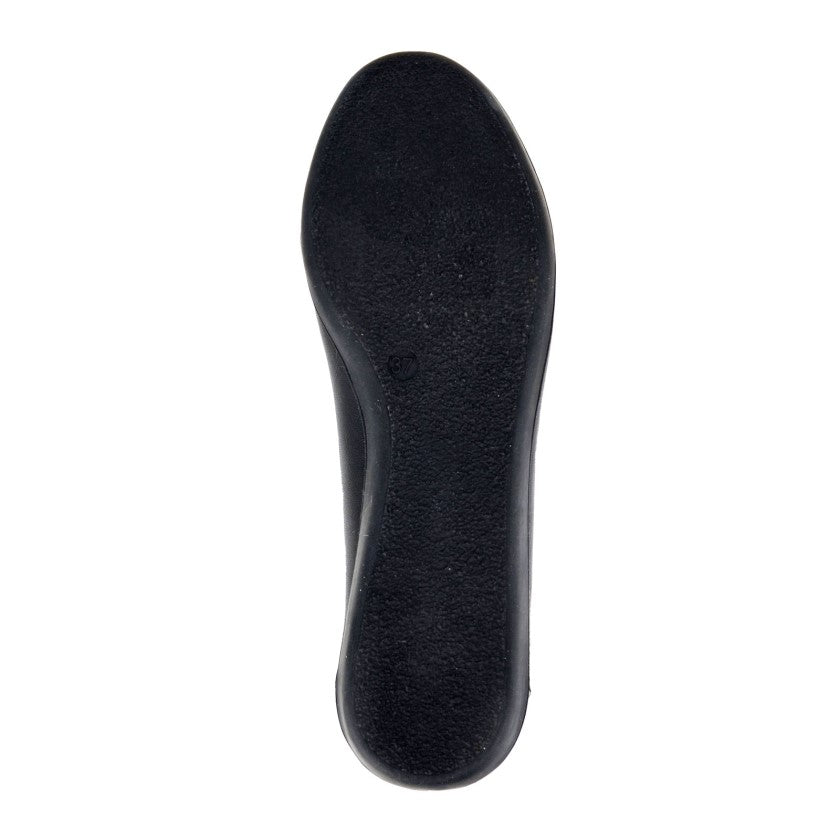 Women’s Black Leather Bow Front Ballerina Flats