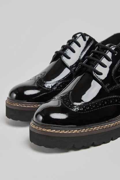 KORTNEY BLACK PATENT BROGUE